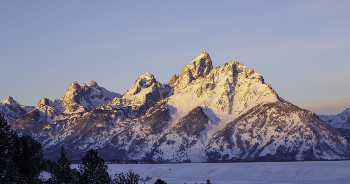 When to Book & How to Save on Jackson Hole, WY Travel